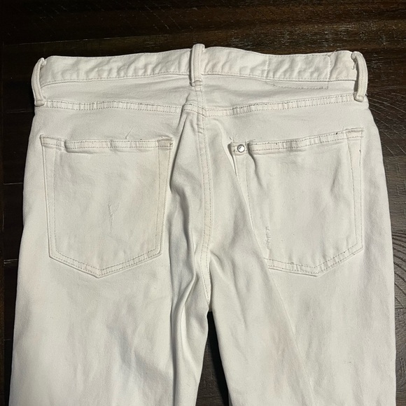 H&M Distressed White Jeans 30x32 - Picture 2 of 3